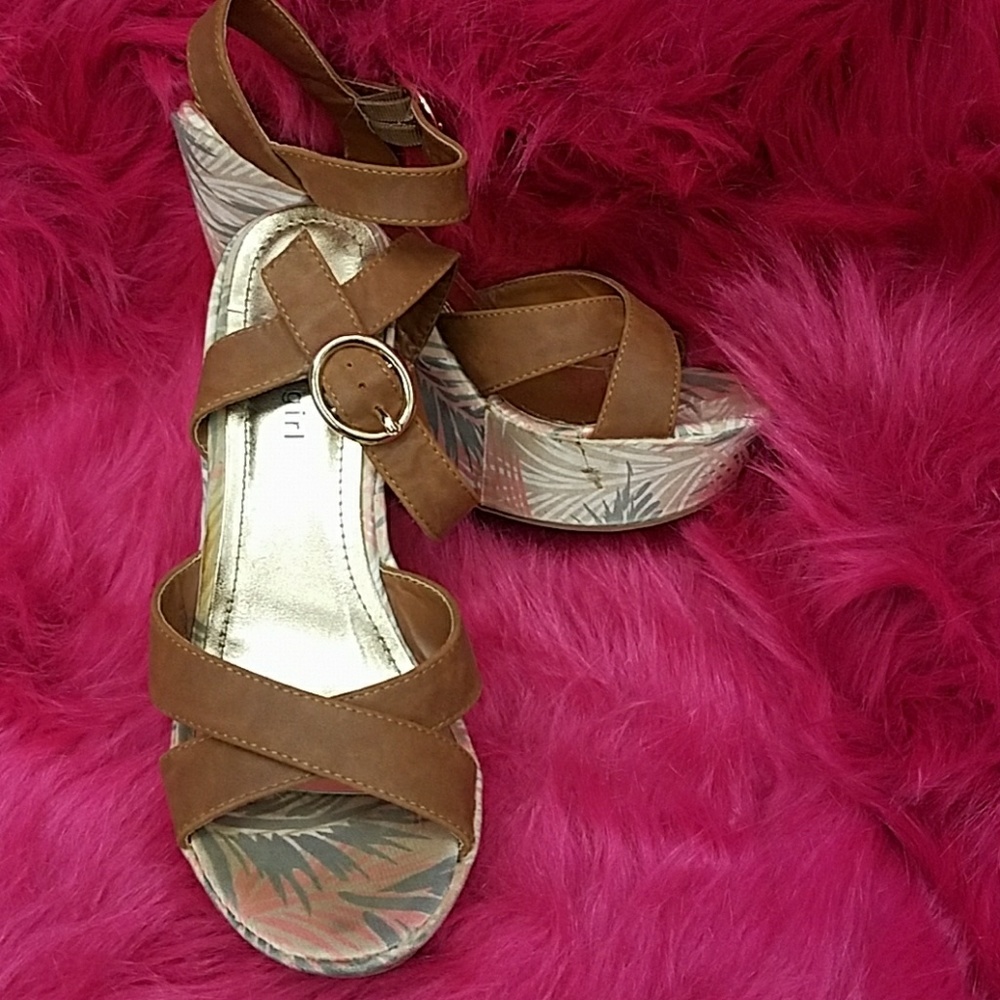 Wedges - Picture 3 of 4